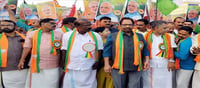ശശി തരൂർ തോറ്റ് തുന്നംപാടും, കോൺഗ്രസിലെ പ്രമുഖരുടെ കാലിടറും!